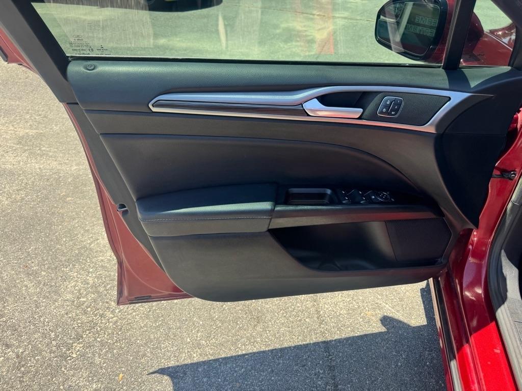 Ford Fusion SE 2017