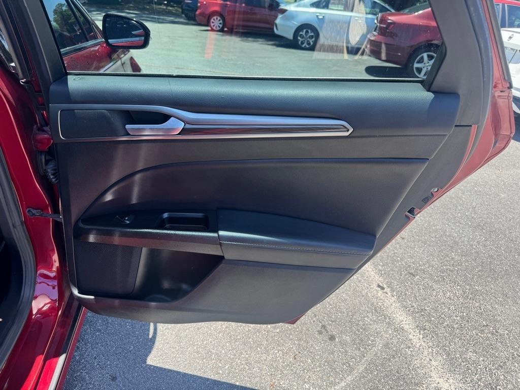 Ford Fusion SE 2017