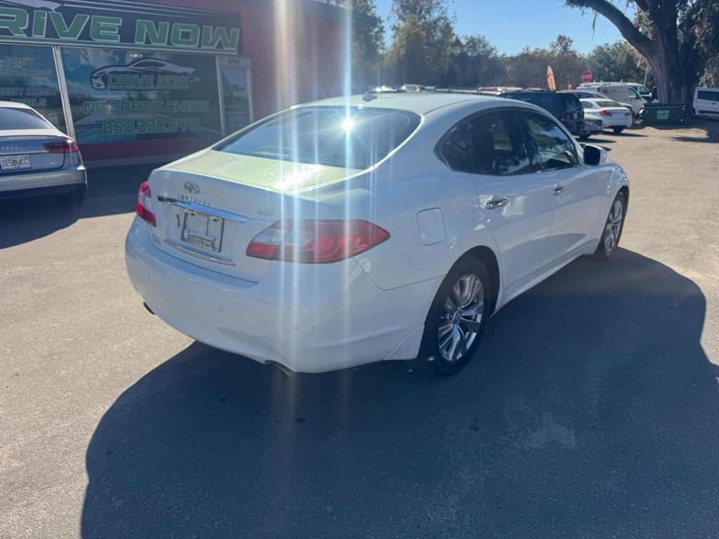 Infiniti M 37 2013