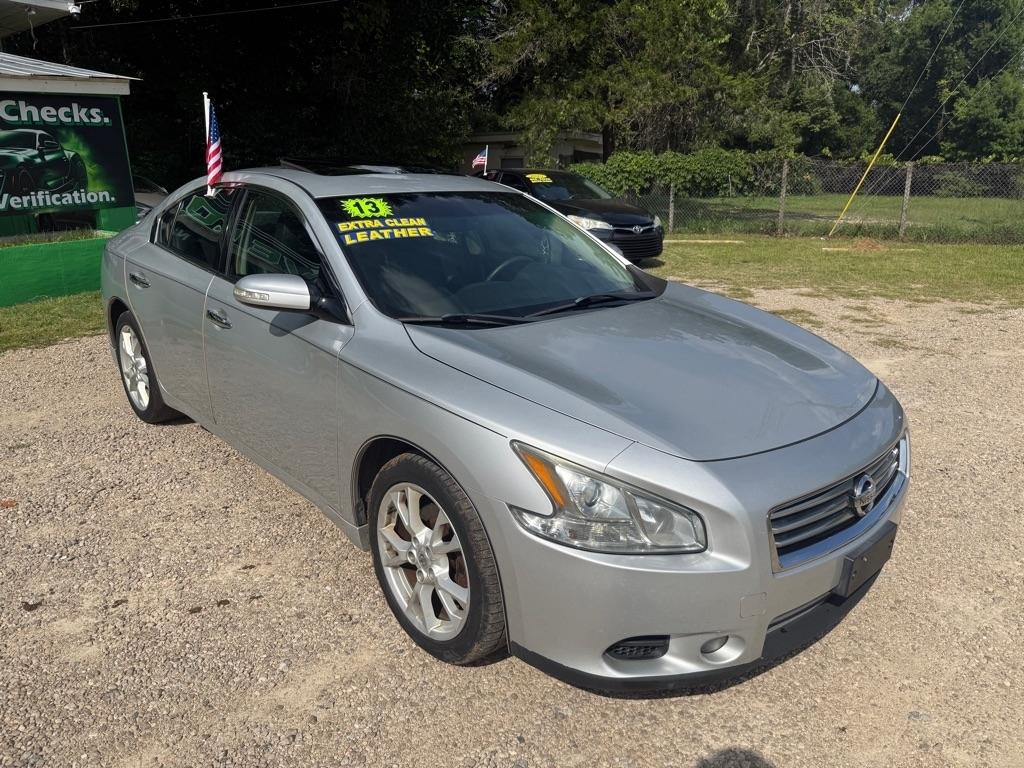 Nissan Maxima SV 2013
