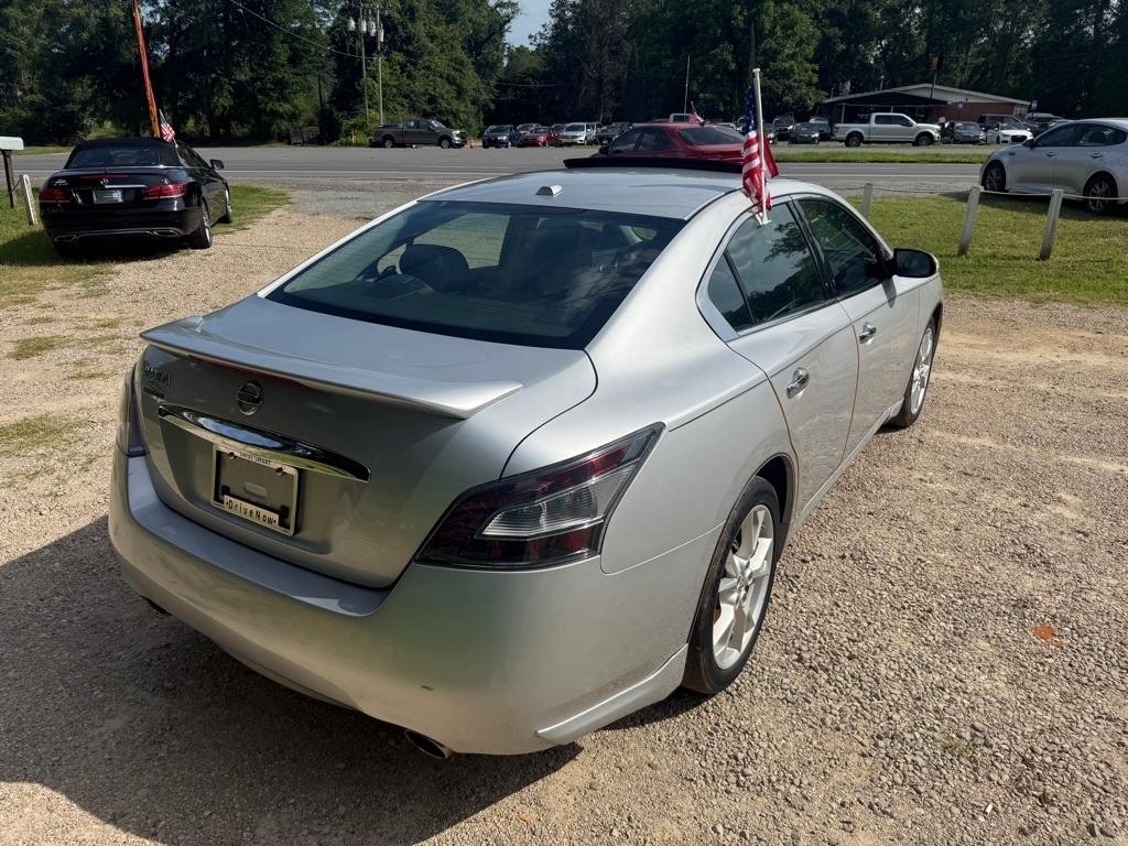 Nissan Maxima SV 2013