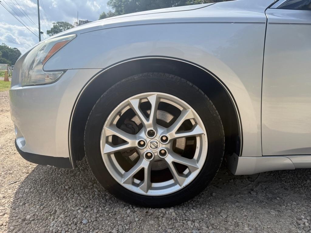 Nissan Maxima SV 2013