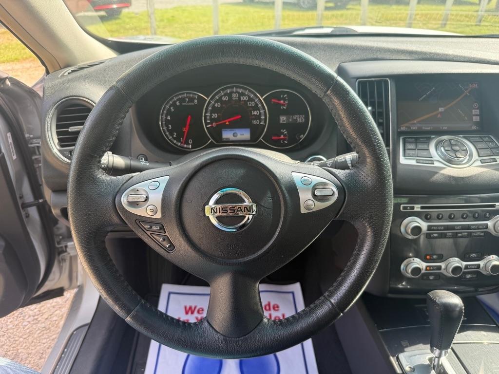 Nissan Maxima SV 2013