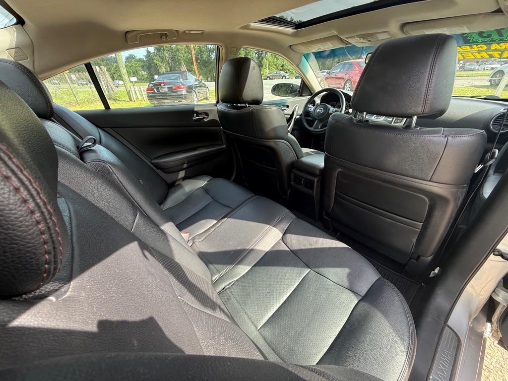 Nissan Maxima SV 2013