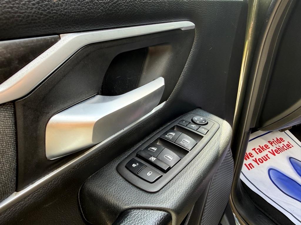 RAM 1500 Big Horn Crew Cab SWB 2WD 2021