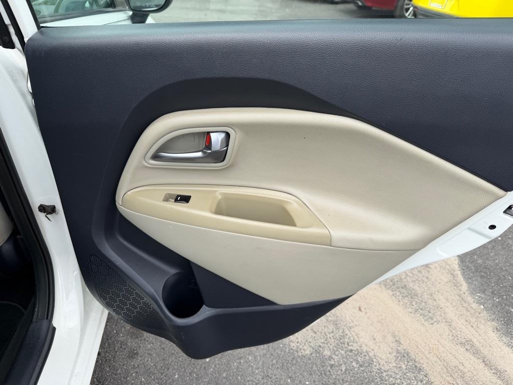 Kia Rio5 EX 2013