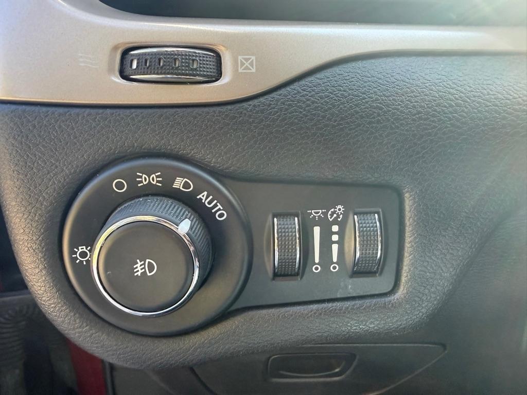 Jeep Cherokee Limited FWD 2016