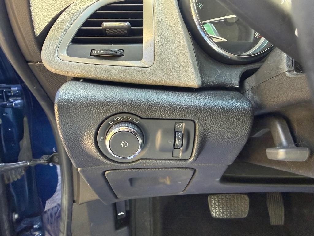 Buick Verano Convenience 2013