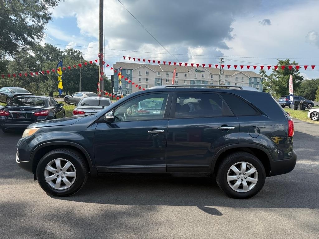 Kia Sorento LX 2WD 2011