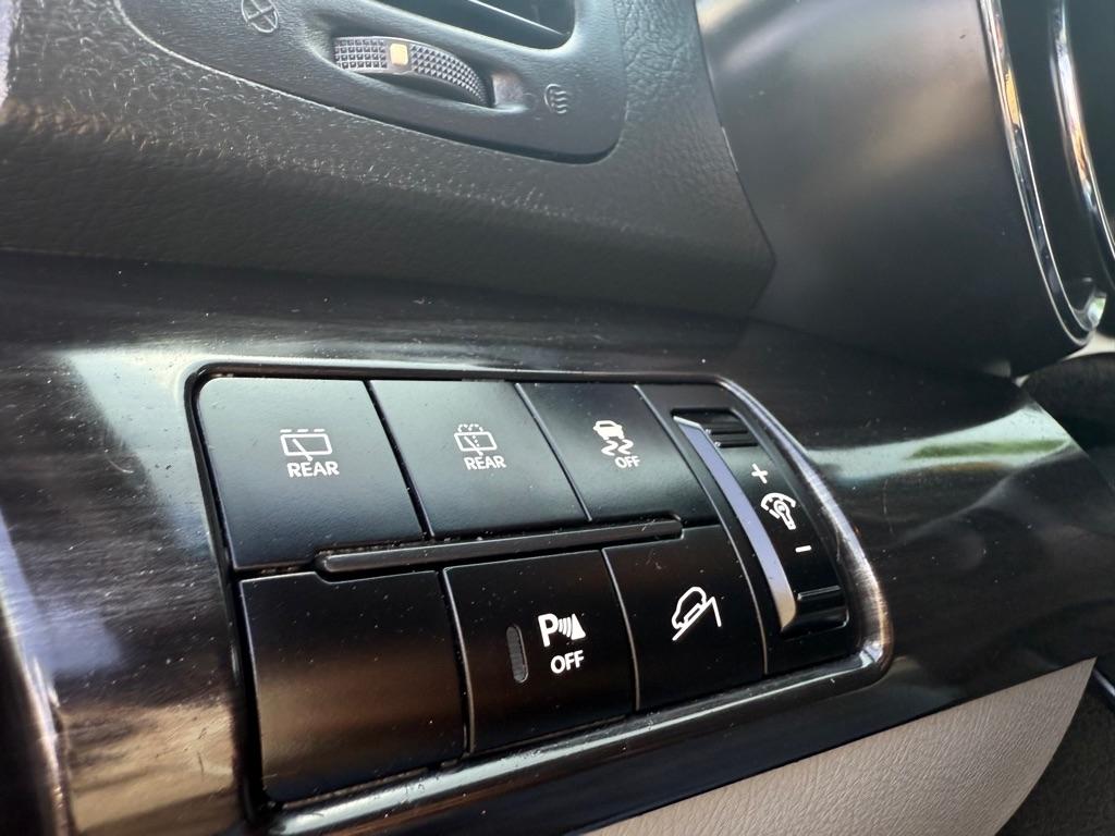 Kia Sorento LX 2WD 2011