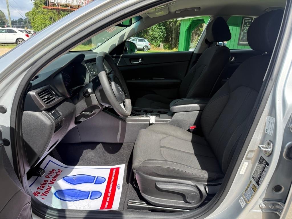 Kia Optima LX 2017