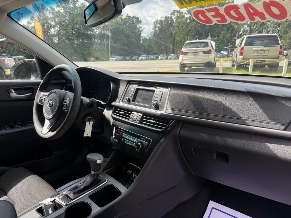 Kia Optima LX 2017