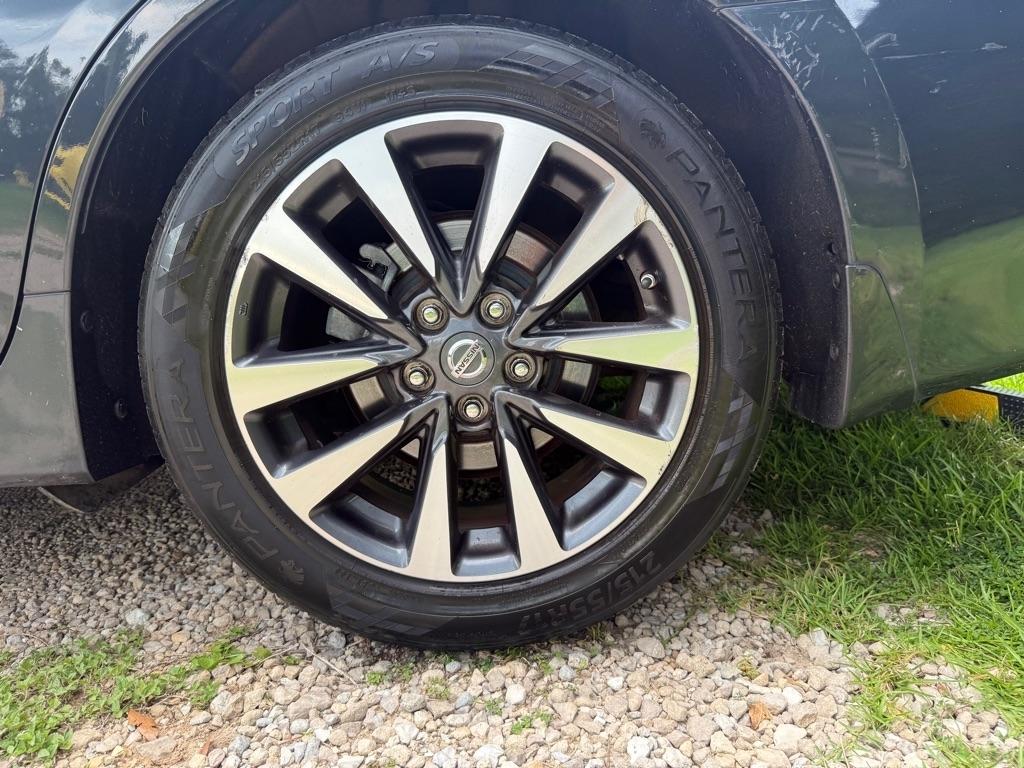 Nissan Altima 2.5 SV 2017