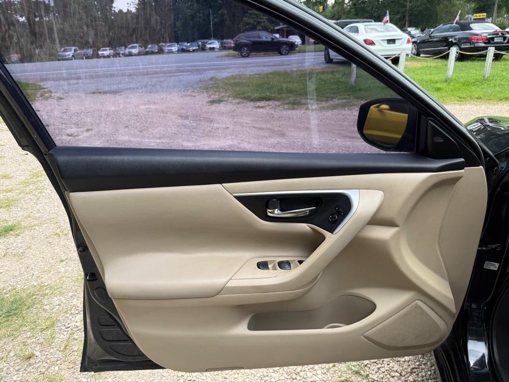 Nissan Altima 2.5 SV 2017