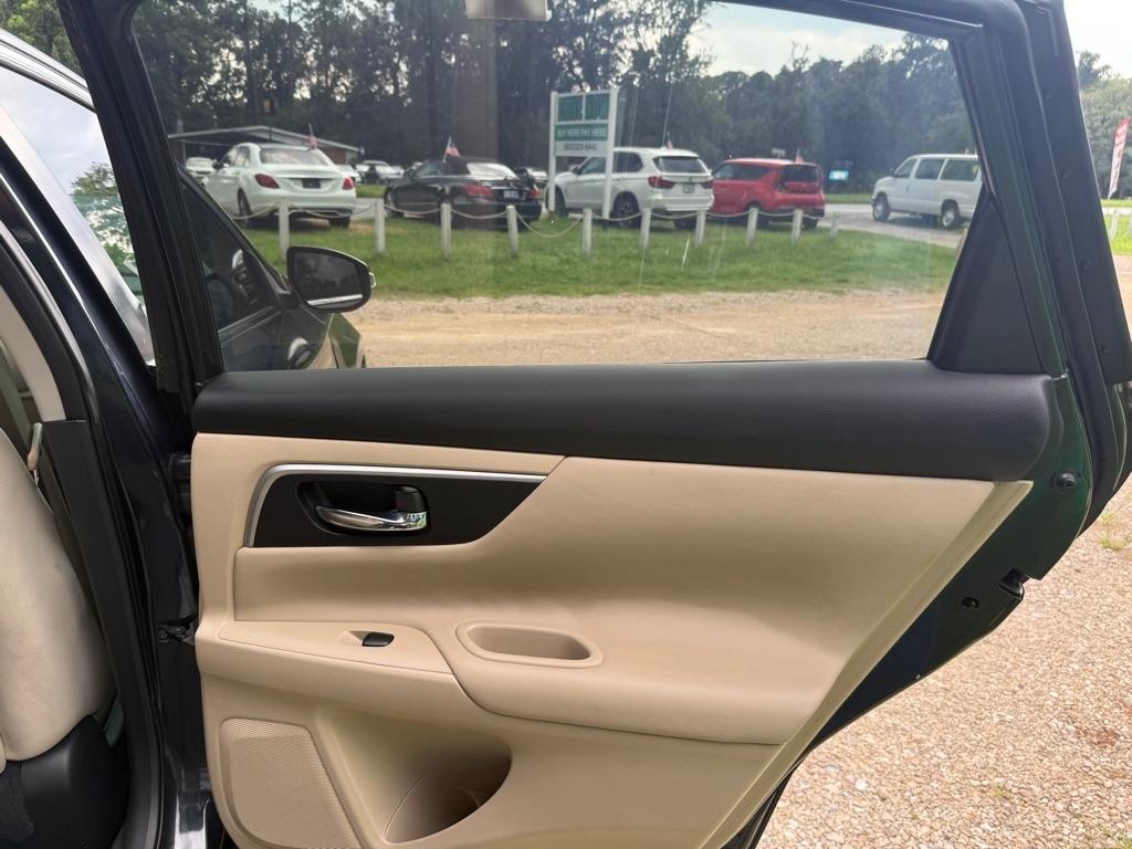 Nissan Altima 2.5 SV 2017