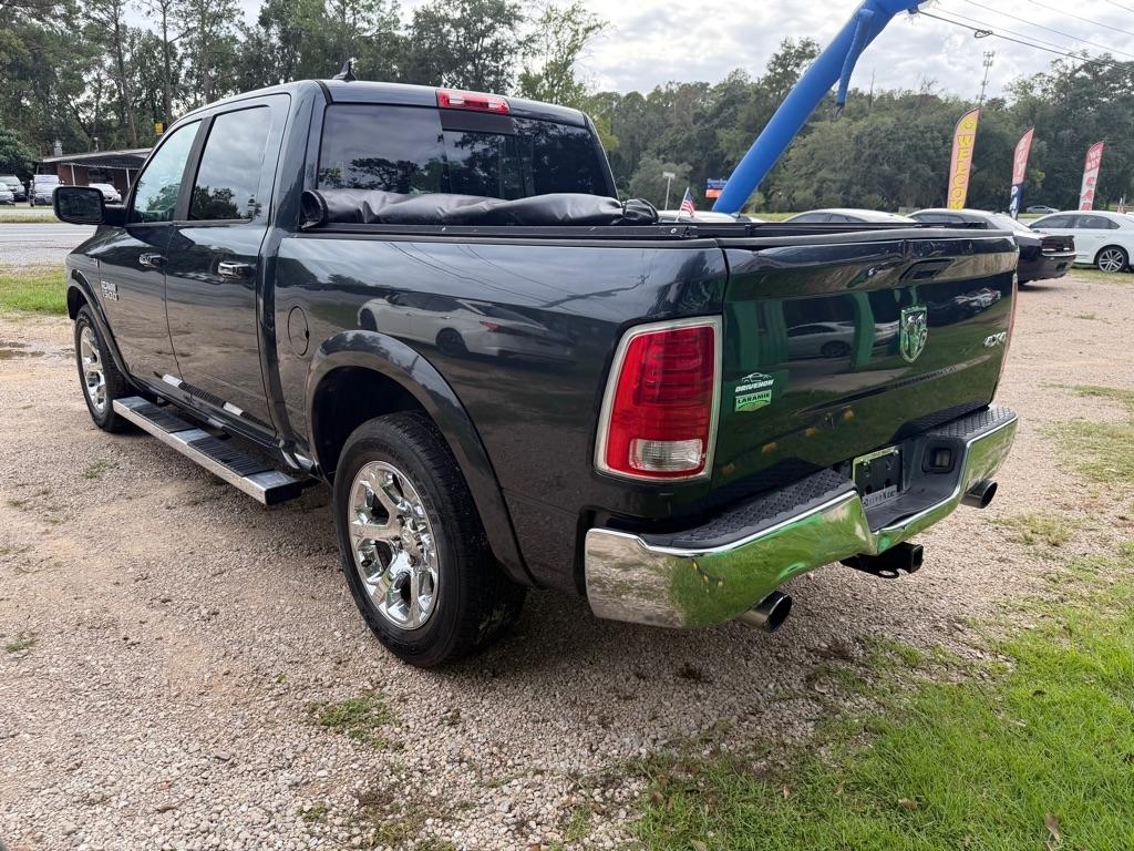 RAM 1500 Laramie Crew Cab SWB 4WD 2013