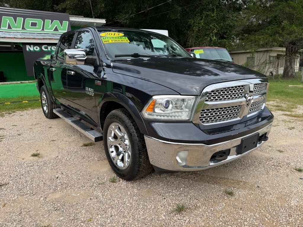 RAM 1500 Laramie Crew Cab SWB 4WD 2013