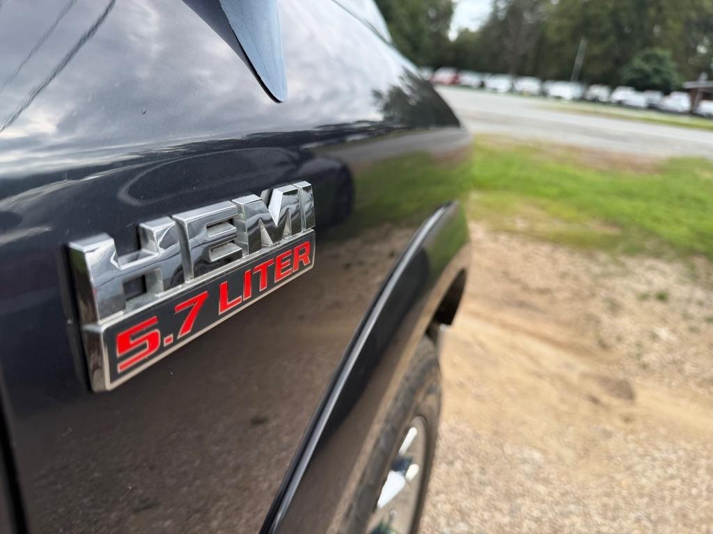 RAM 1500 Laramie Crew Cab SWB 4WD 2013