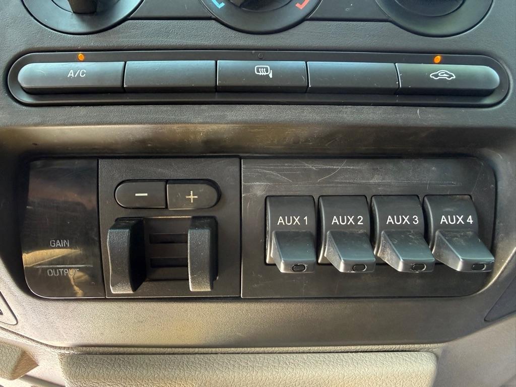 Ford F-250 SD XL SuperCab 2WD 2008