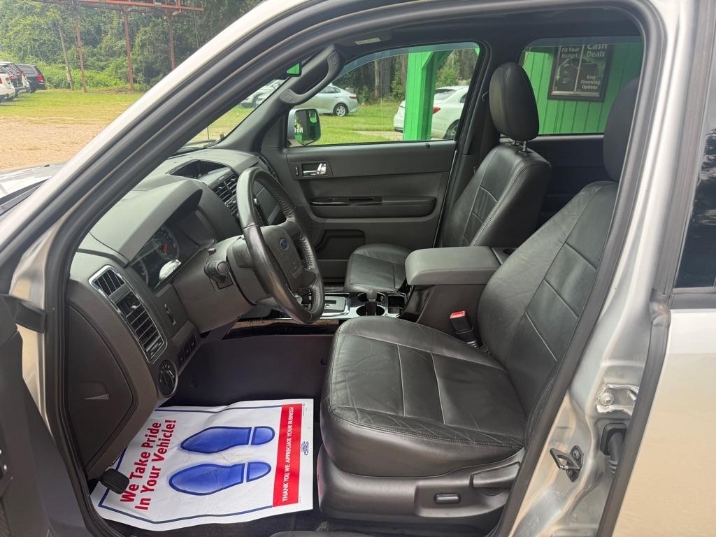 Ford Escape Limited FWD 2010