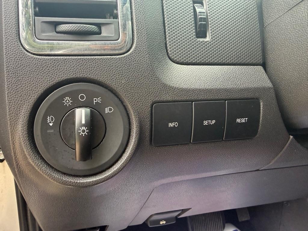 Ford Escape Limited FWD 2010