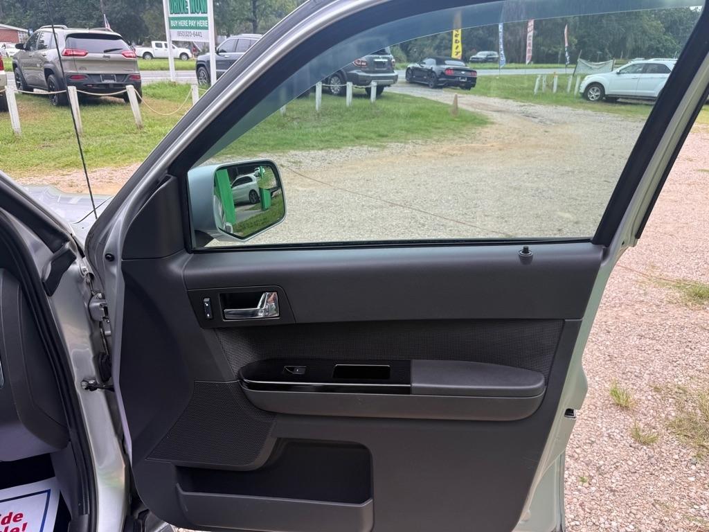 Ford Escape Limited FWD 2010