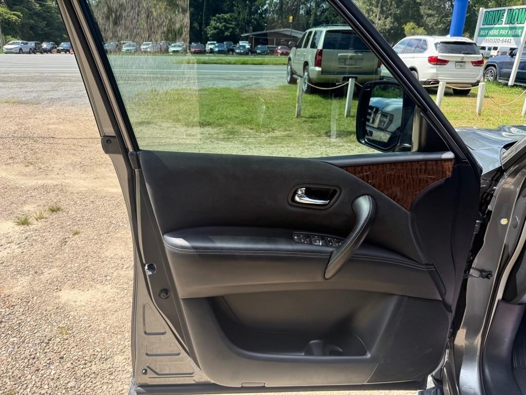 Nissan Armada  2017