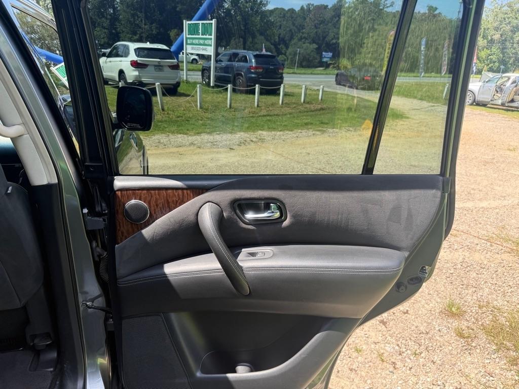 Nissan Armada  2017
