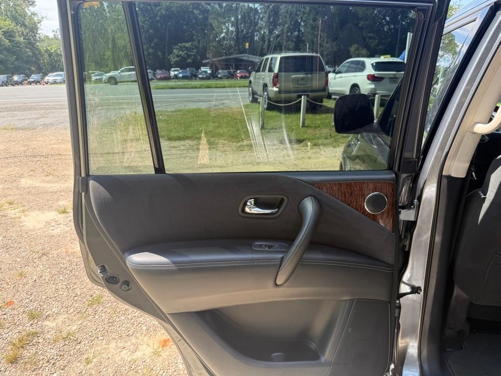 Nissan Armada  2017