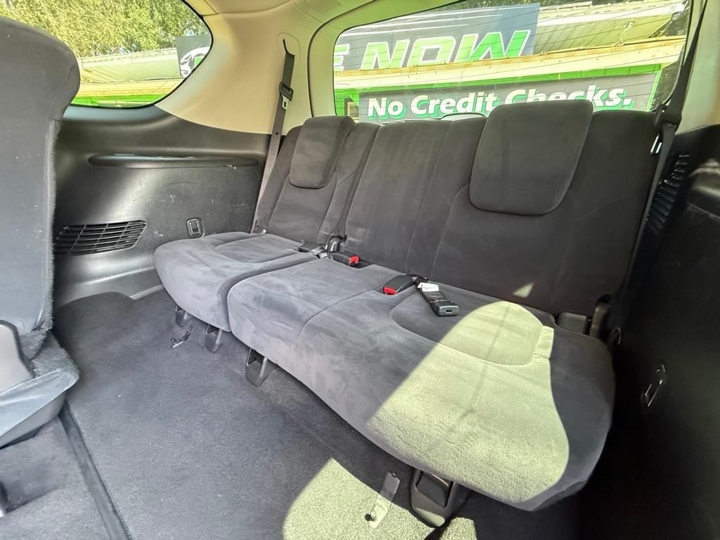 Nissan Armada  2017