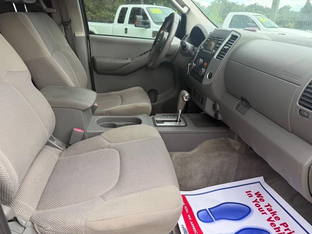 Nissan Frontier S Crew Cab 2WD 2013