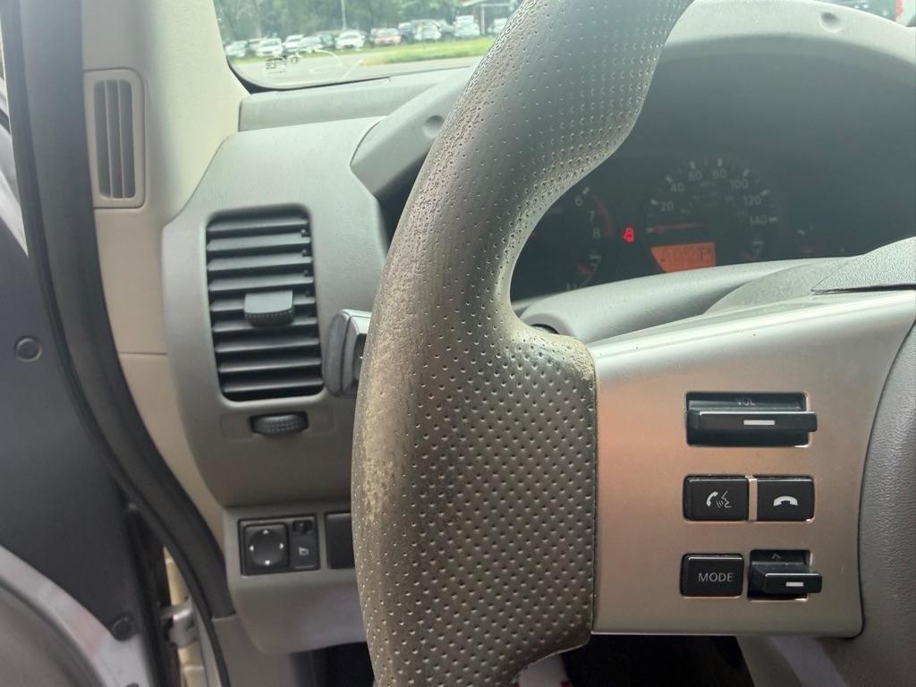 Nissan Frontier S Crew Cab 2WD 2013