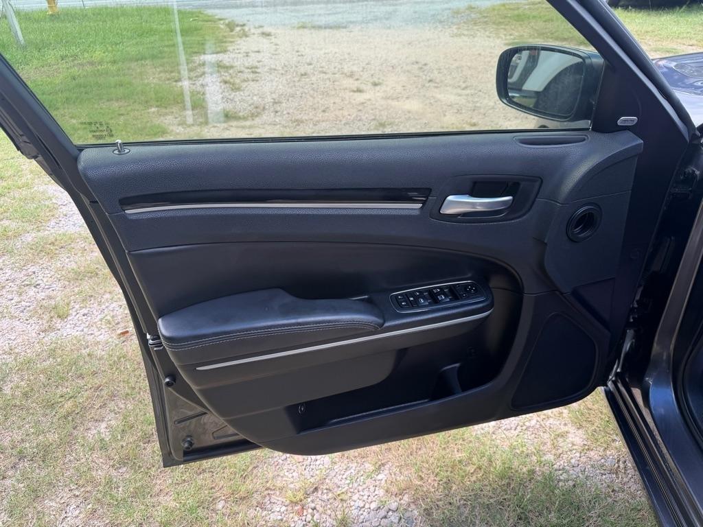 Chrysler 300 S V6 RWD 2019