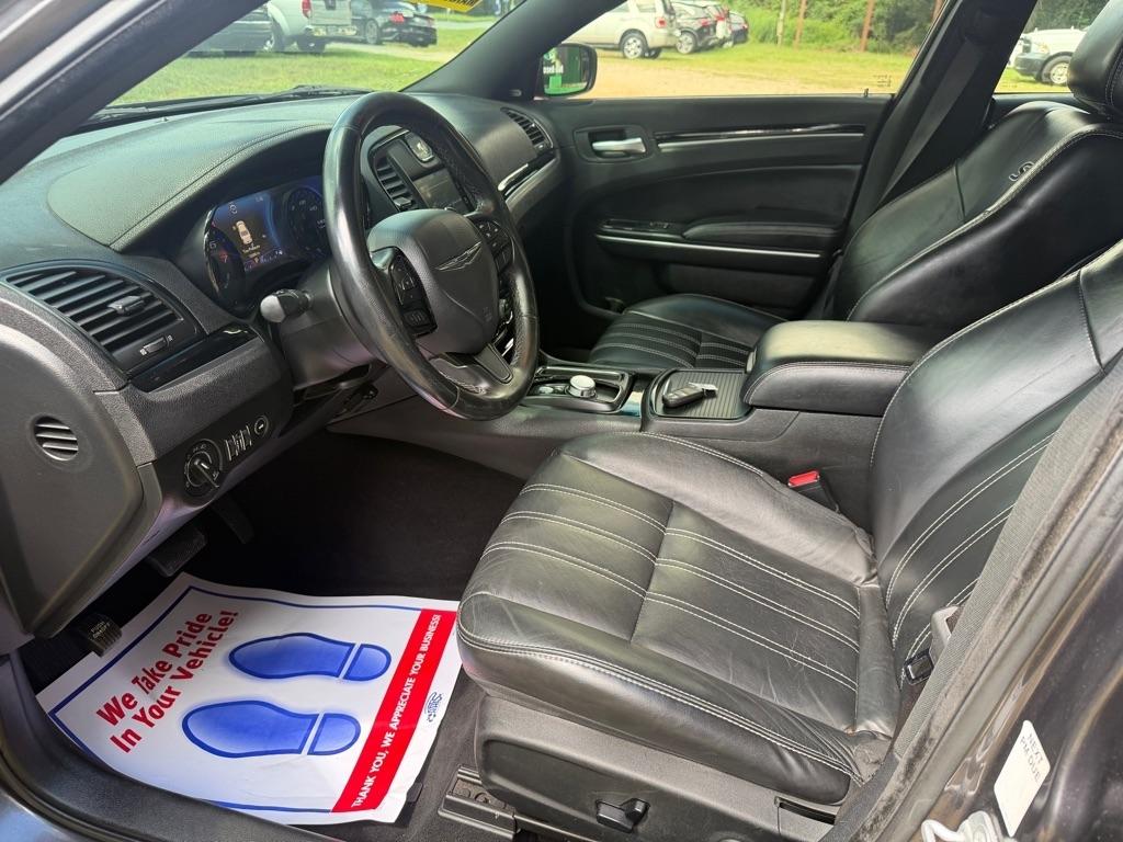 Chrysler 300 S V6 RWD 2019