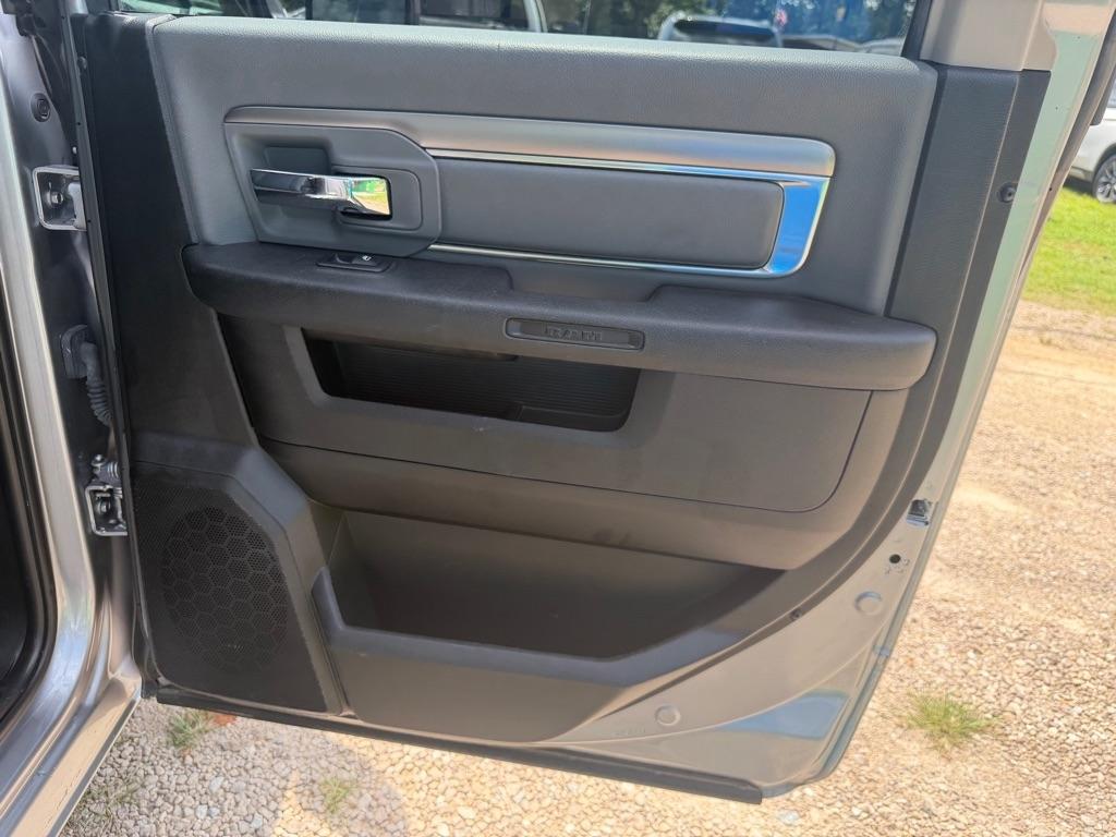 RAM 1500 Classic Tradesman Crew Cab LWB 2WD 2021