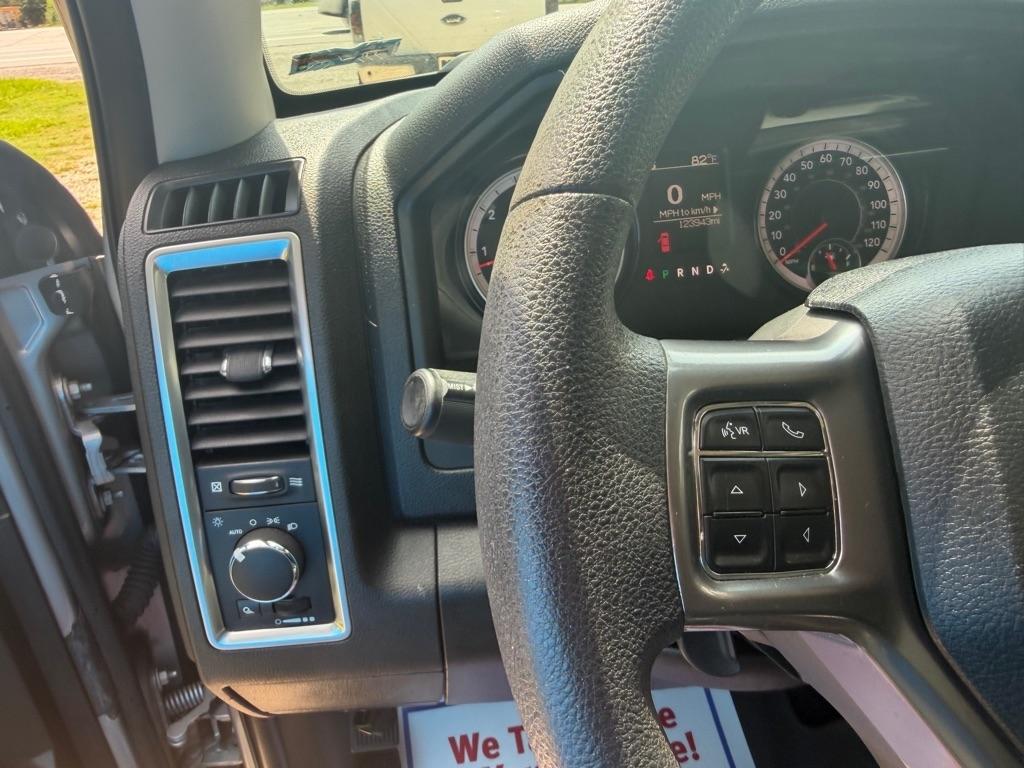 RAM 1500 Classic Tradesman Crew Cab LWB 2WD 2021