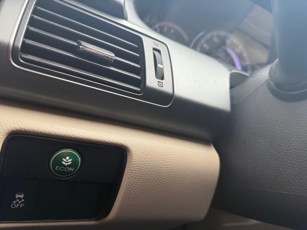 Honda Accord LX Sedan CVT 2015