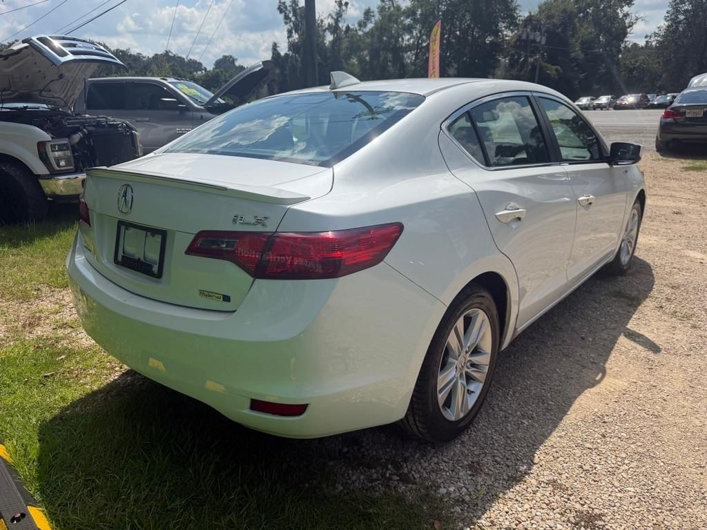 Acura ILX CVT Hybrid w/ Technology Package 2013