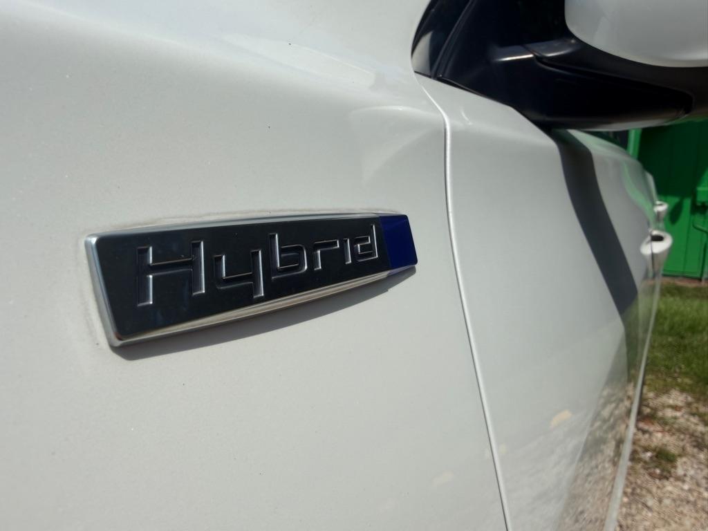 Acura ILX CVT Hybrid w/ Technology Package 2013
