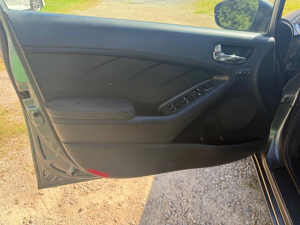 Kia Forte 5-Door EX 2014