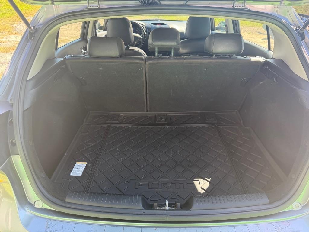 Kia Forte 5-Door EX 2014