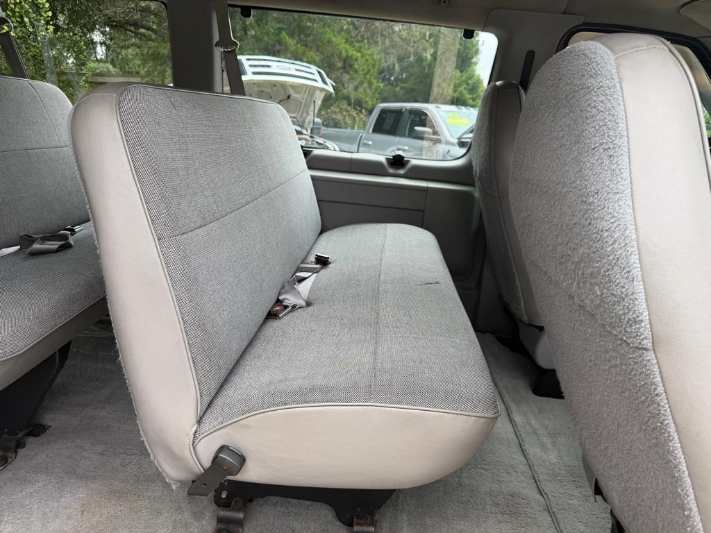 Ford Club Wagon XL 1997