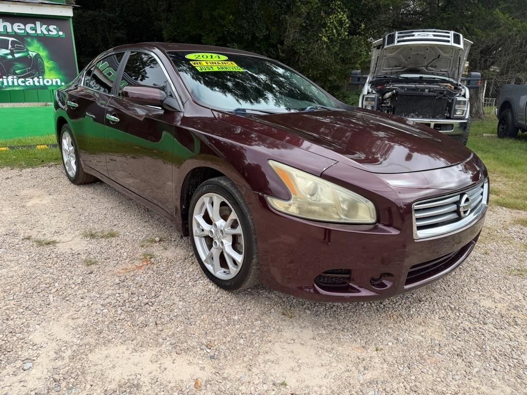 Nissan Maxima S 2014