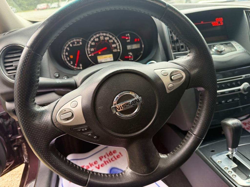 Nissan Maxima S 2014