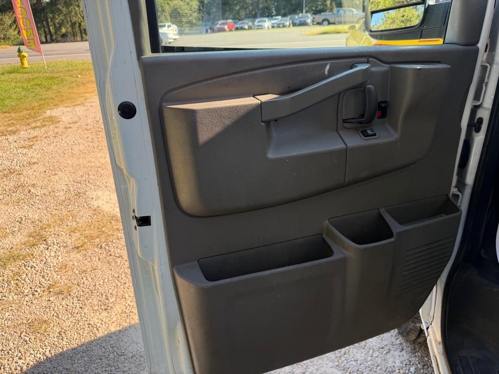 Chevrolet Express G3500 139" 2020