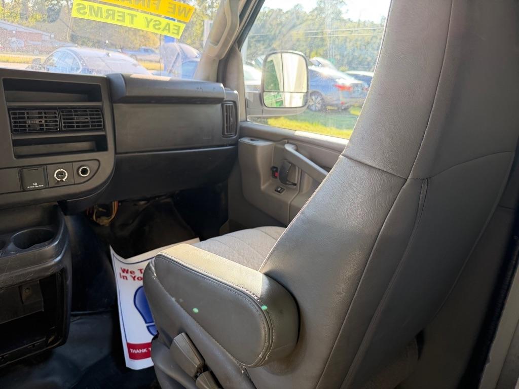 Chevrolet Express G3500 139" 2020