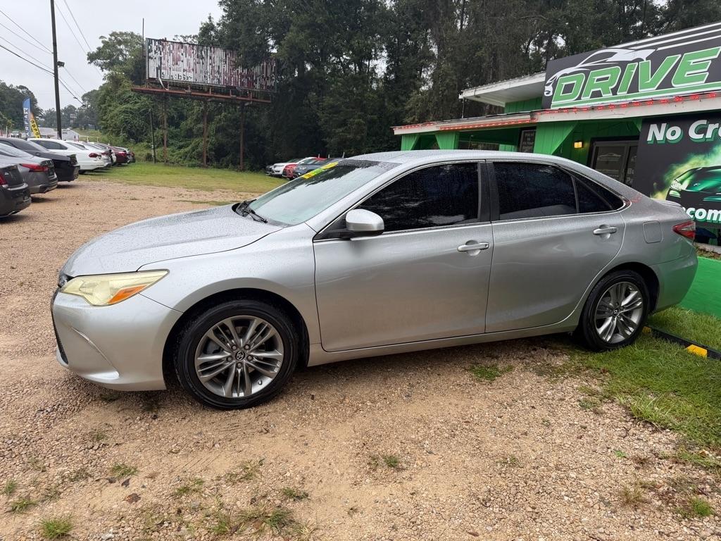 Toyota Camry LE 2017