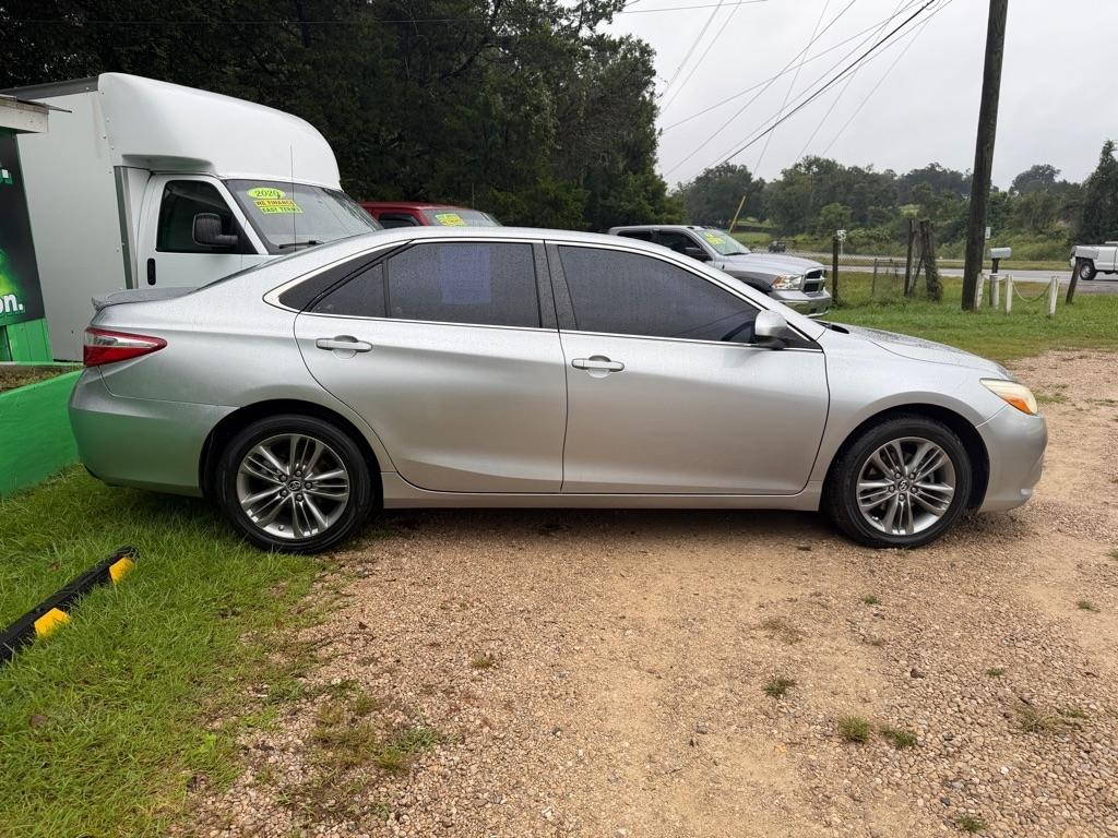 Toyota Camry LE 2017