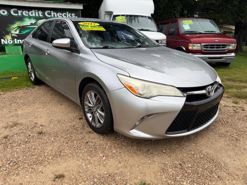 Toyota Camry LE 2017