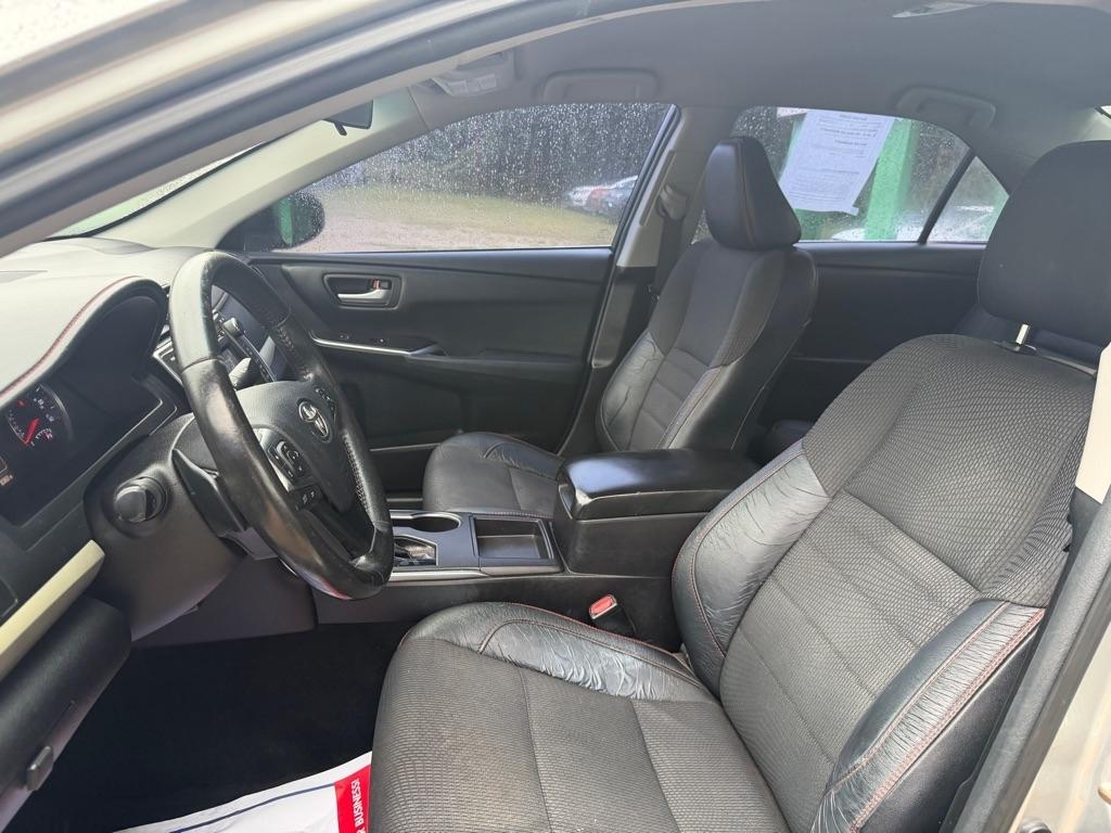 Toyota Camry LE 2017